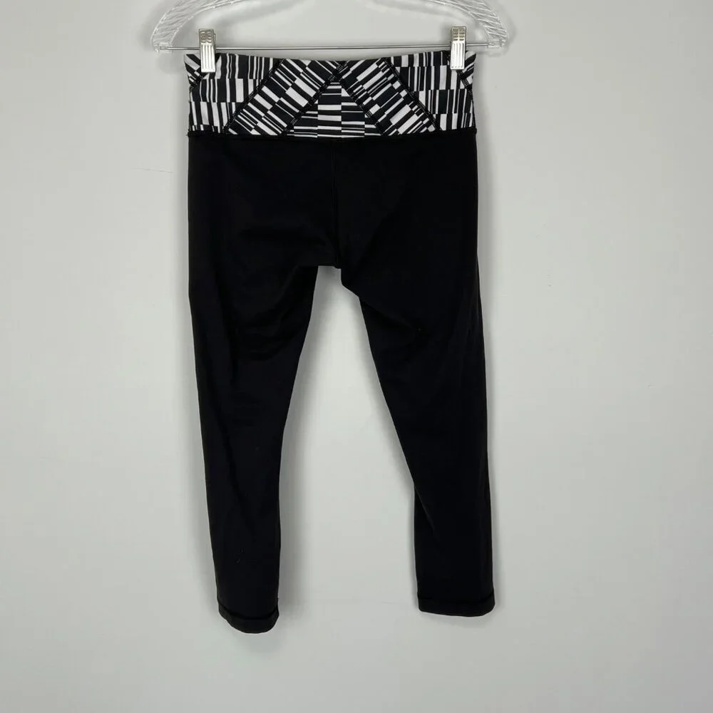 Lululemon Wunder Under Crop III Legging Ying Yang Stripe Black White size 6